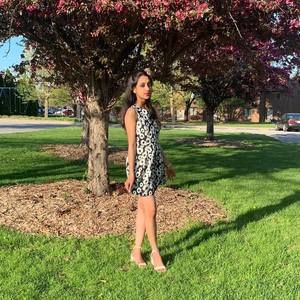 Meet your Posher, Varsha